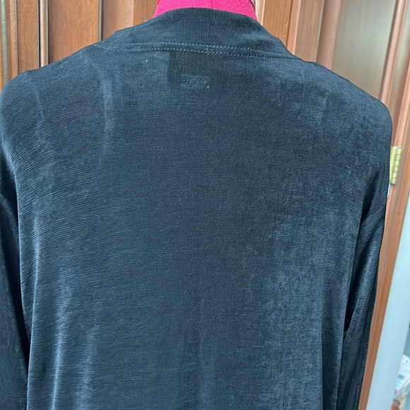 A Touch of Class Jacket Slinky Silky Smooth NWOT Open front Black Size S - Picture 9 of 11